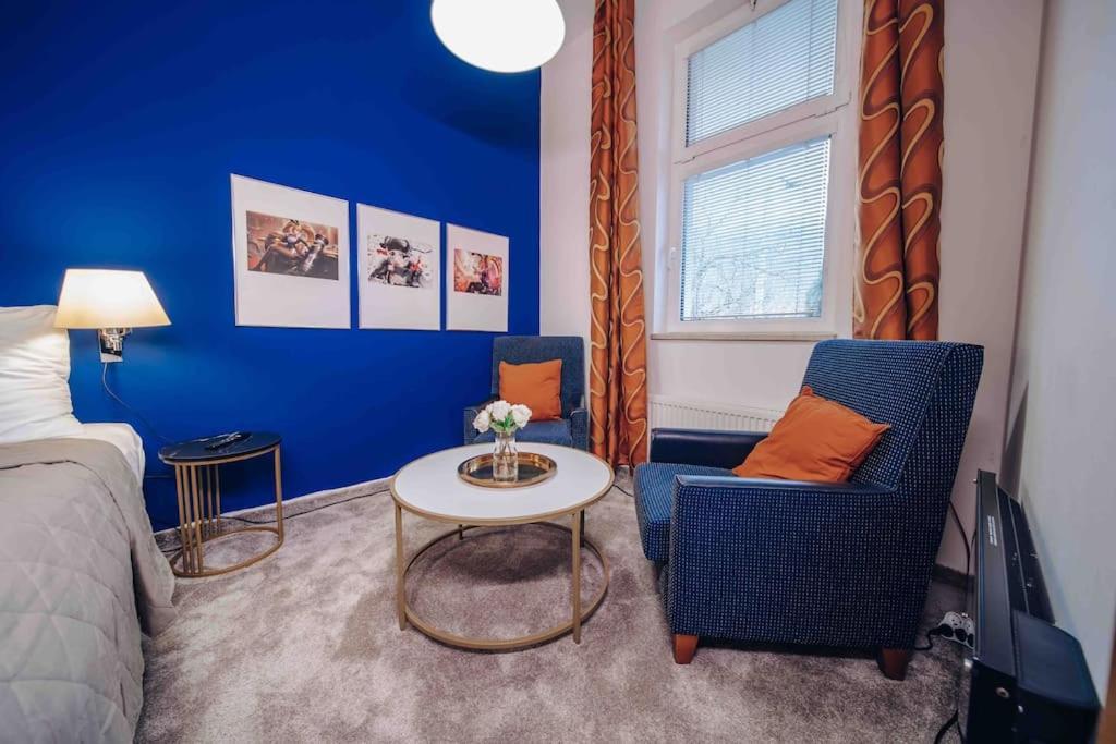 Unique Apartment With Private Pool, Cinema, Spa Praha Bagian luar foto